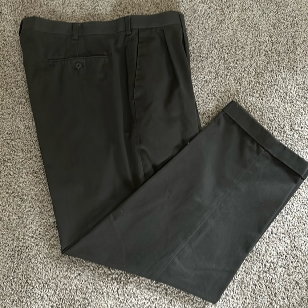 Executive Khakis brand pleated front dress pants.  Size 42/32. Taupe